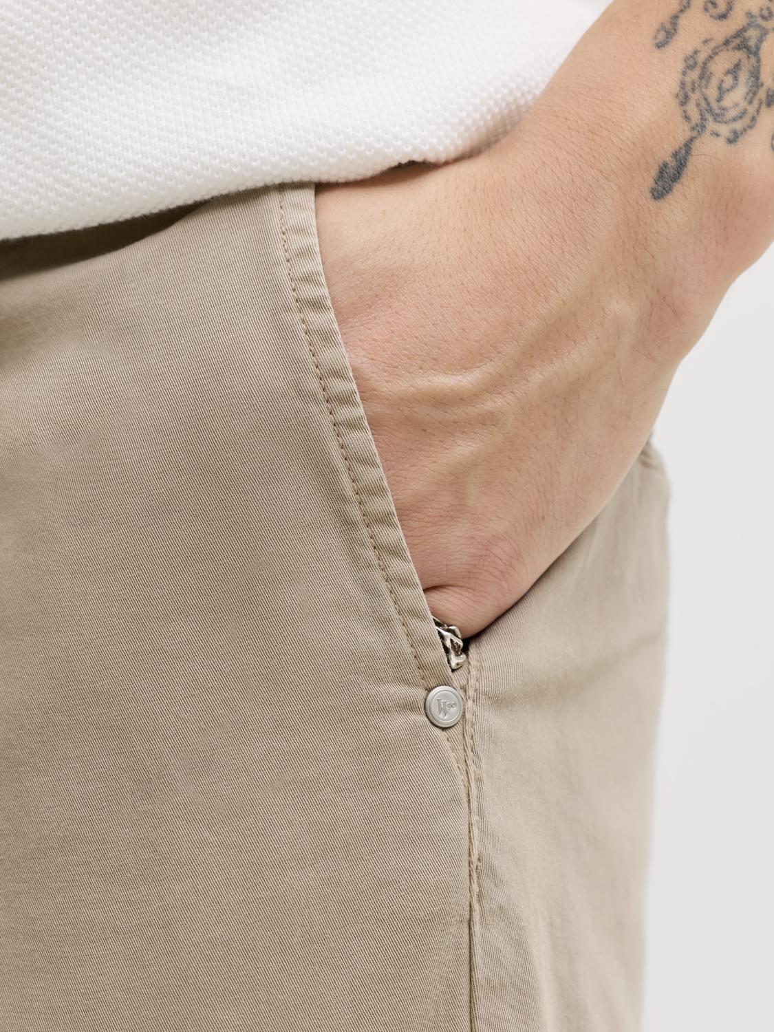 model_shot-detail